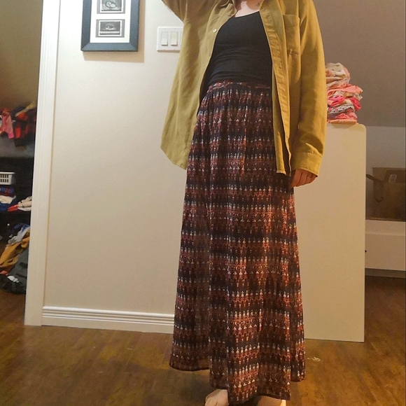H&M maxi skirt - Picture 1 of 2